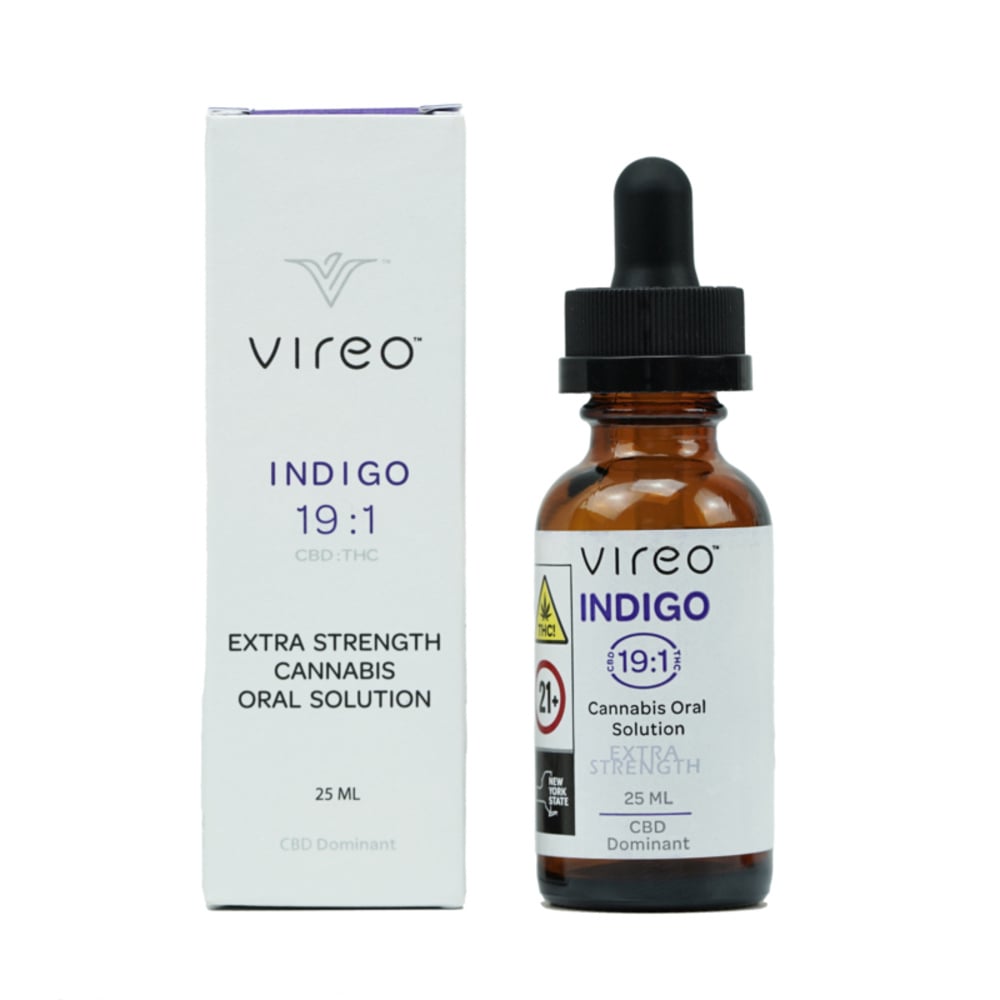 Shop Red Oral Solution [25ml] (570mg THC/30mg CBD) | Vireo Health
