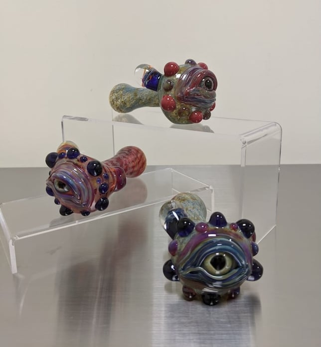 Blazin J's - Eyeball Hand Pipe - Image 1 Blazin J's - Eyeball Hand Pipe - Image 1