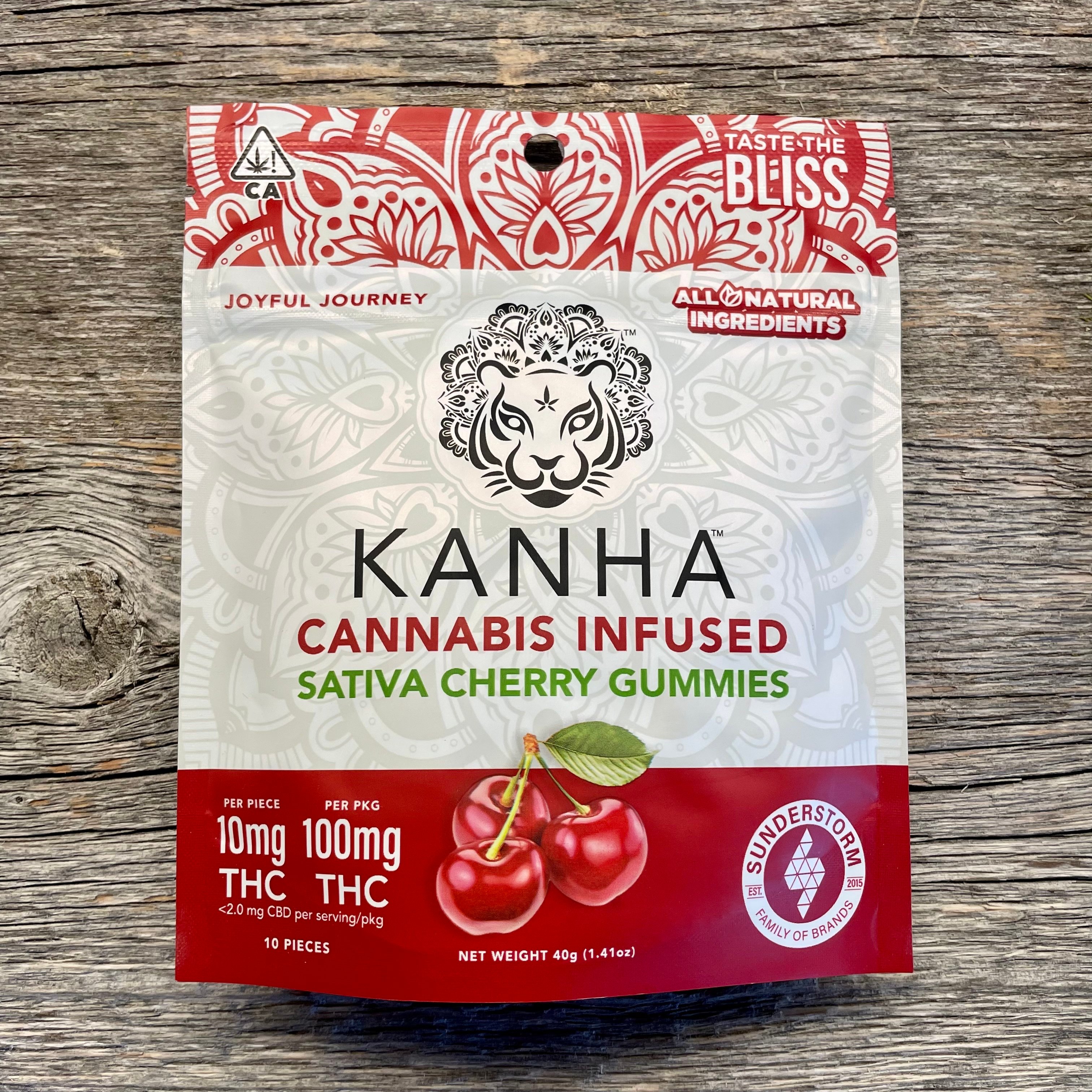 CHERRY SATIVA GUMMIES 100MG 10PC 