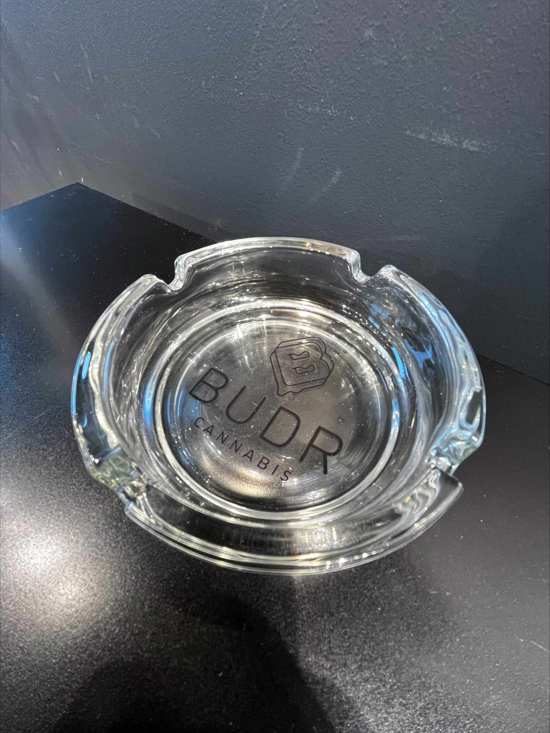 BUDR ASH TRAY