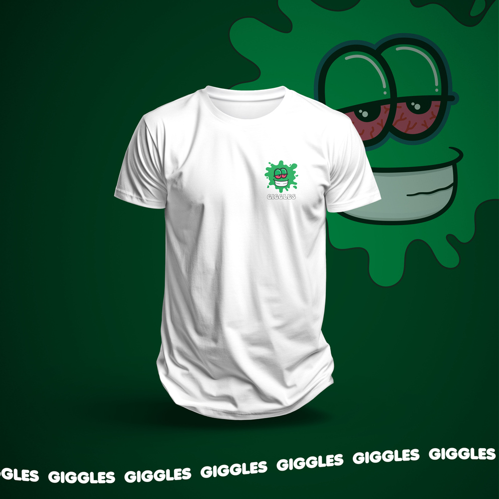 Giggles Relax White T-Shirt [XL]
