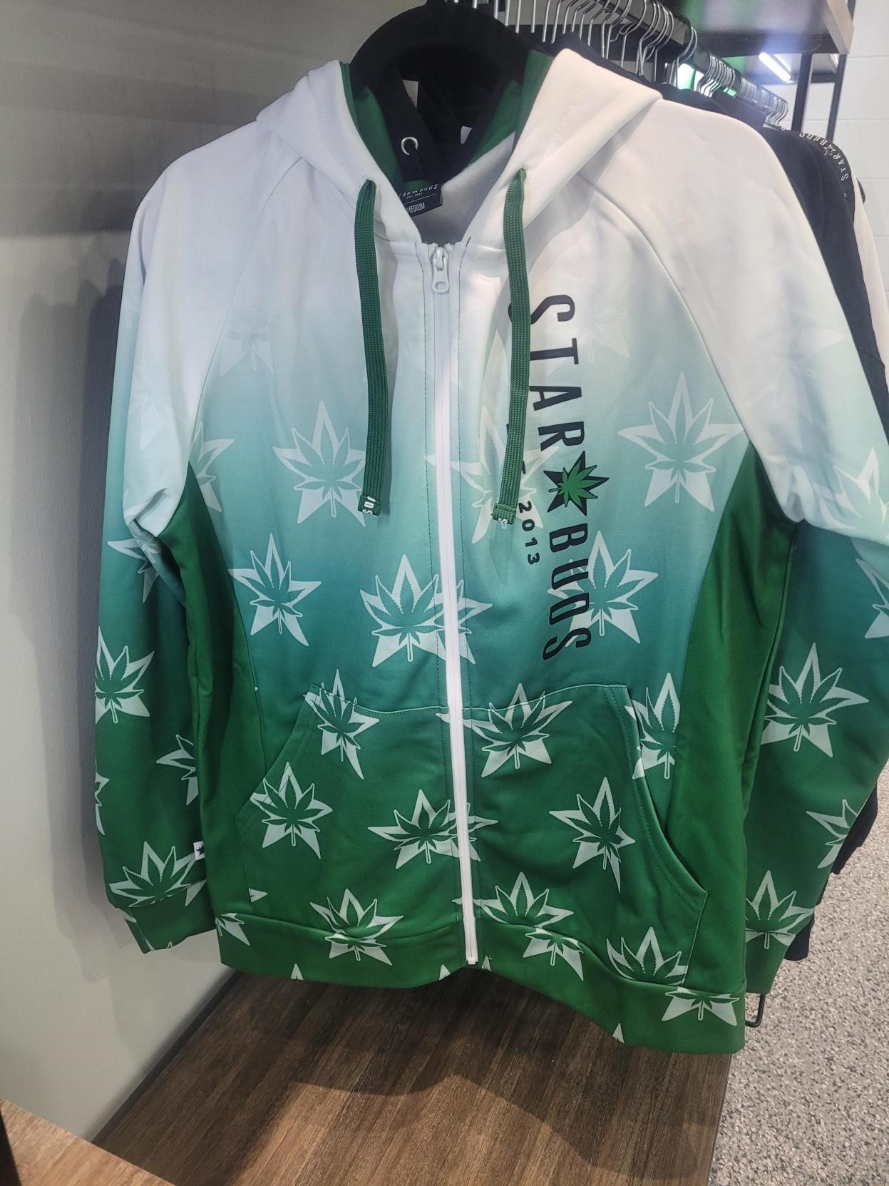 Pullover Hoodie [Medium]