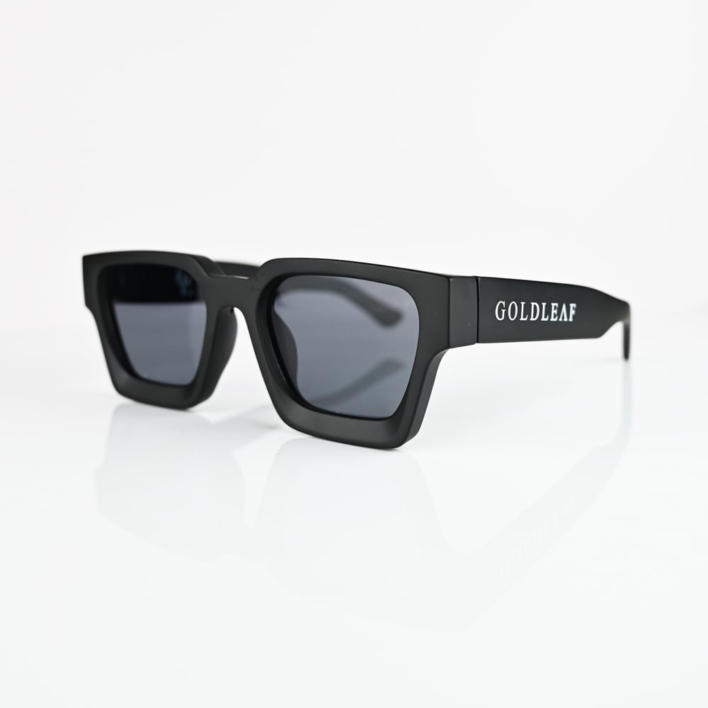 Wide Frame Sunglasses - Black