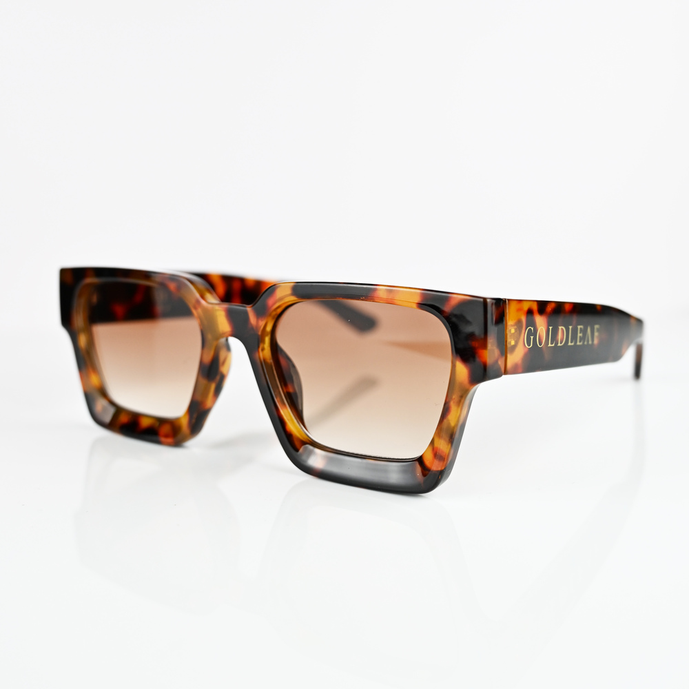 Wide Frame Sunglasses -Tortoiseshell
