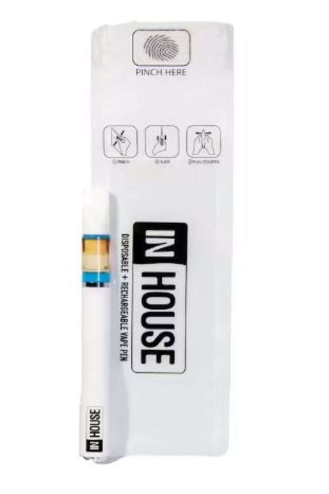 elf bar vape uk Troubleshooting Guide: How to Fix Any Disposable Vape Not Working main image 1