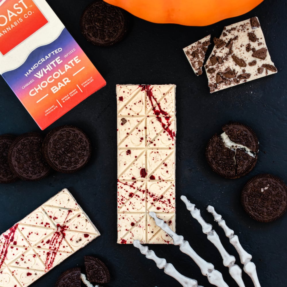 Coast - Cookies & Scream Chocolate Bar (100mg)