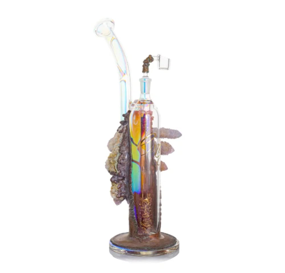 Quartz and Dichro With Titanium