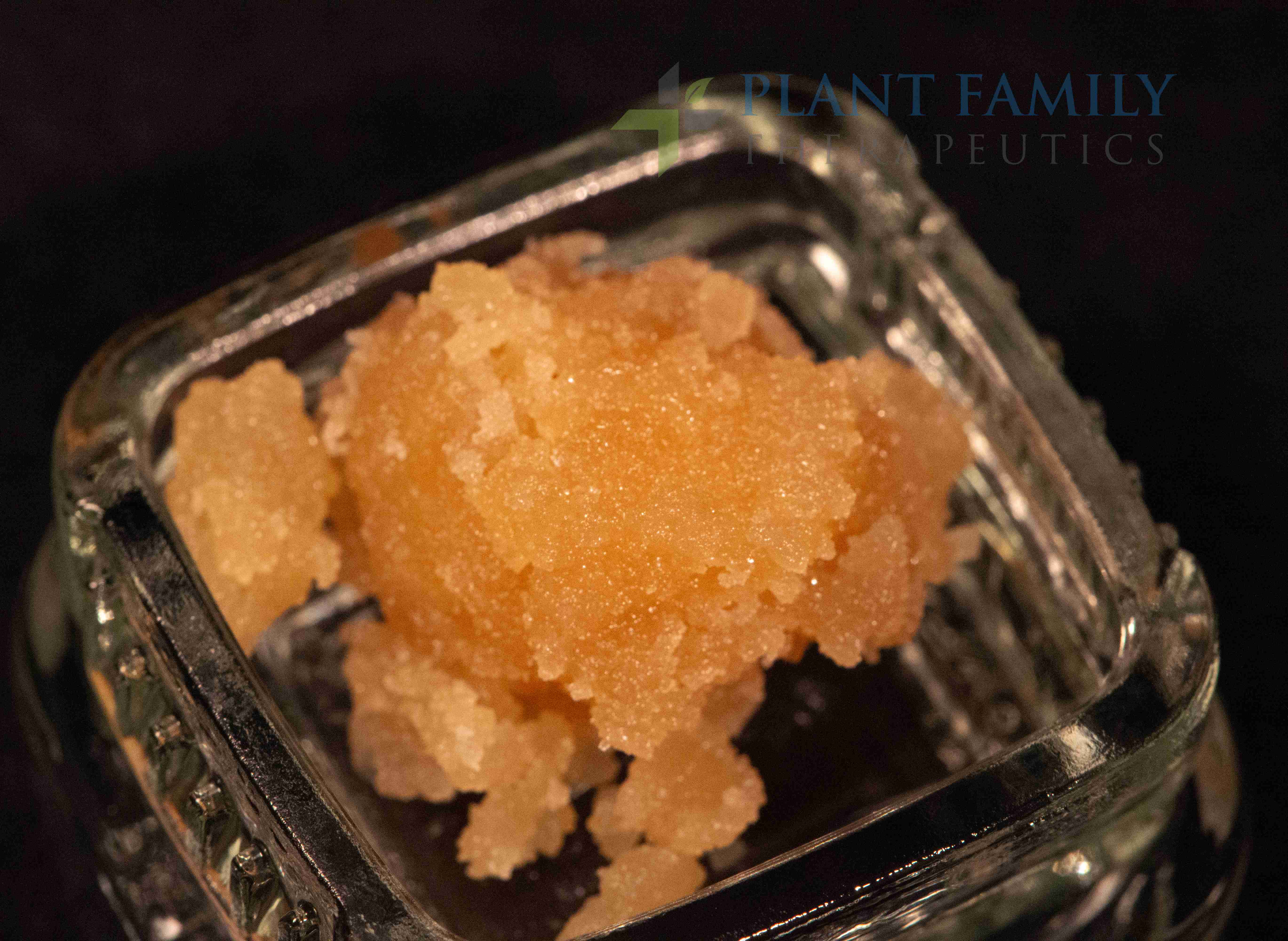 Shop Mad Dog x FX3 [3.5g] | Plant Family Therapeutics Dispensary