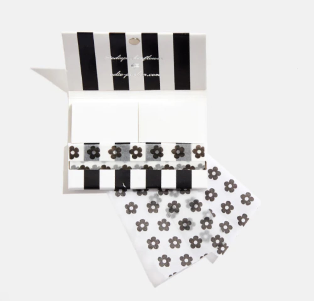 Edie Parker Flower Rolling Papers