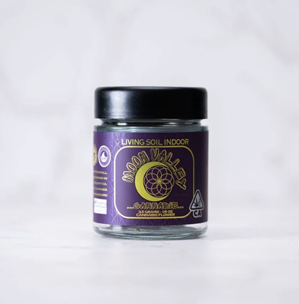 Moon Valley Cannabis — Strawberry Burger