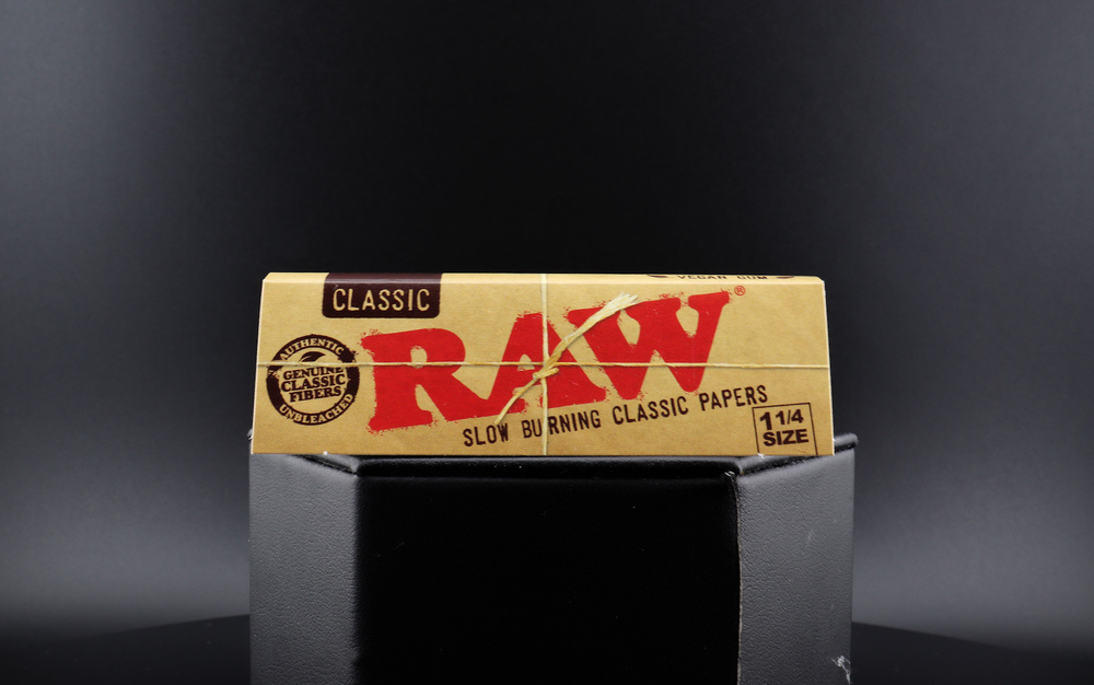 RAW Natural 1 1/4 Papers