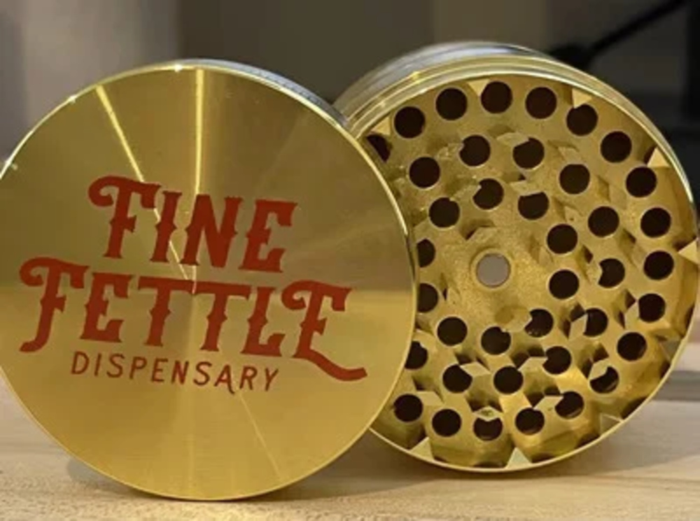Fine Fettle Grinder 2.5" Gold Fine Fettle Grinder 2.5" Gold
